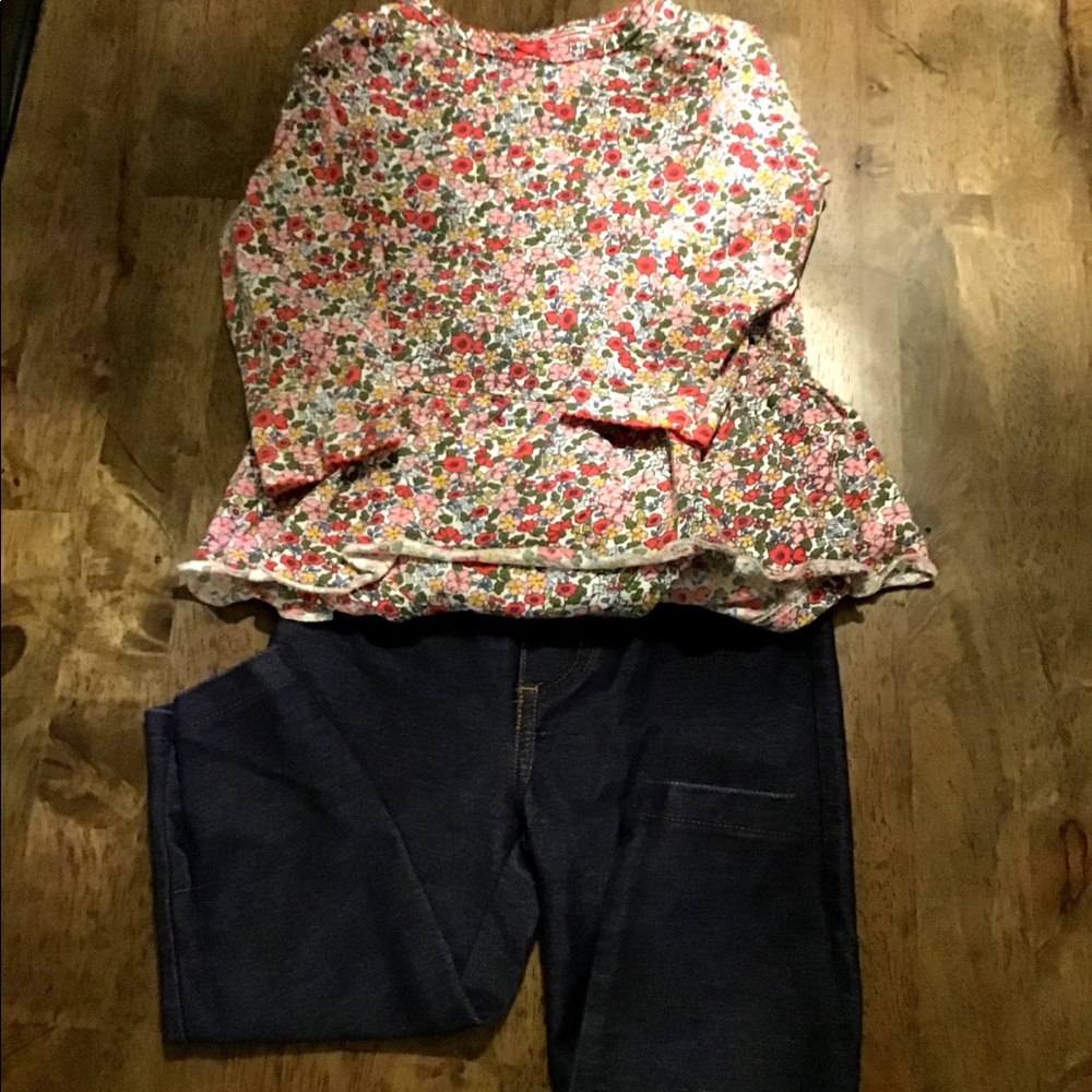 Floral body suit & jeans